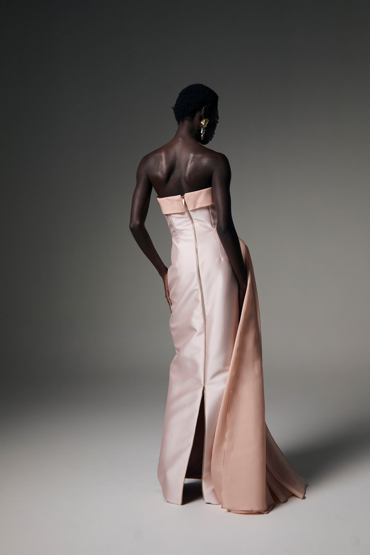 02 vestido longo origami em zibeline e gazar vitor zerbinato