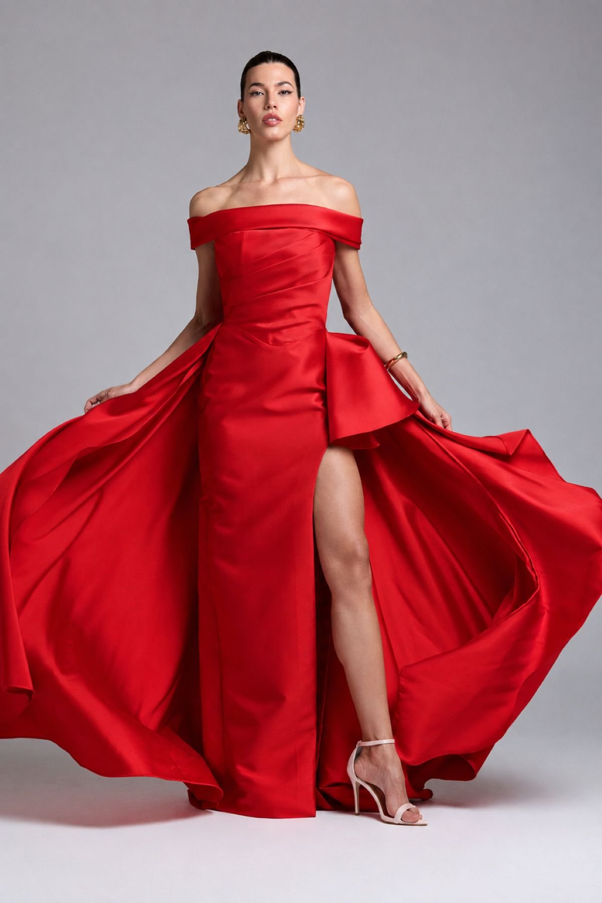 07 vestido longo em zibeline com sobressaia vitor zerbinato